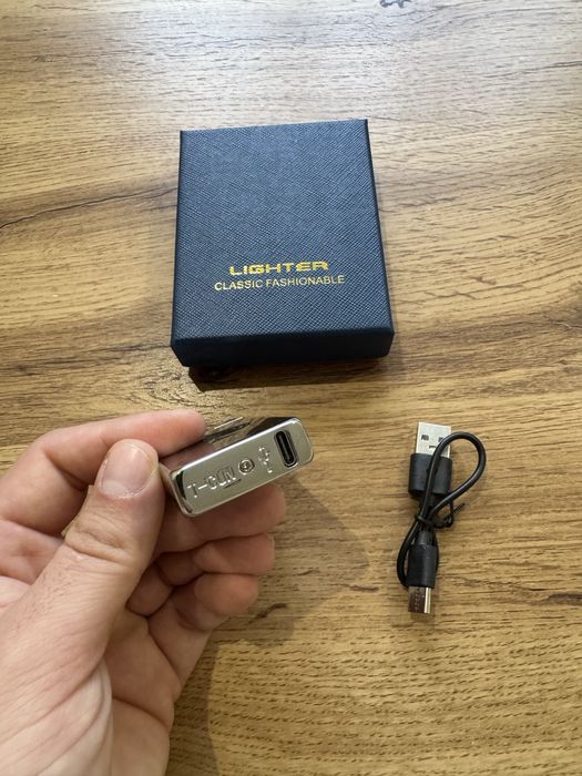 USB електрическа запалка (без газ) – ветроустойчива