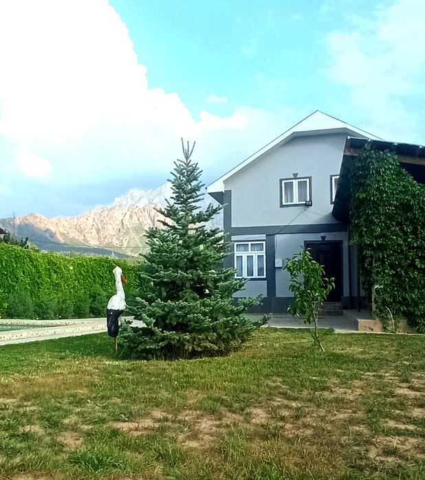 Продается дом и дача в Чимгане