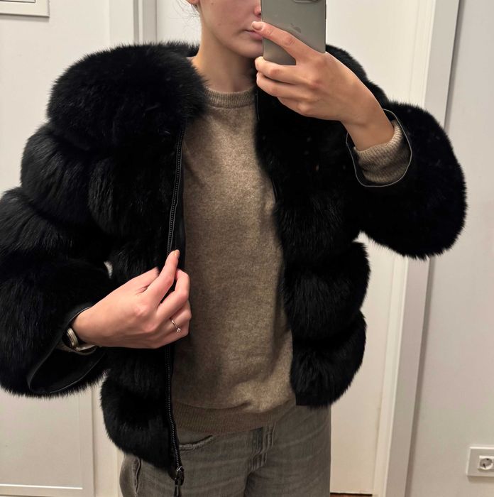 Haina de blana si piele in conditie perfecta, marimea S