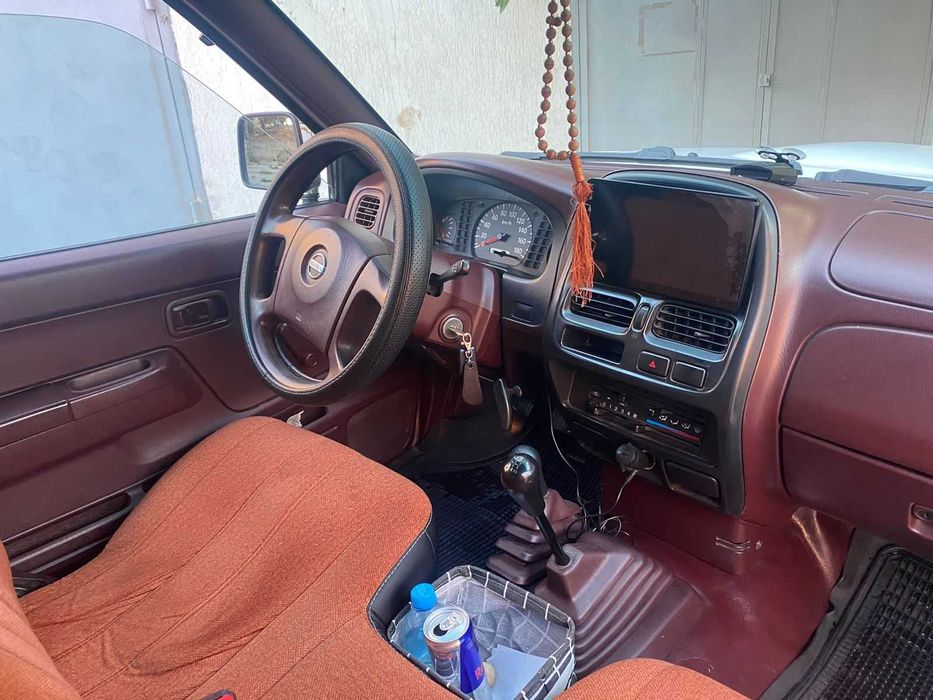 Продается авто Ниссан пикап Navara