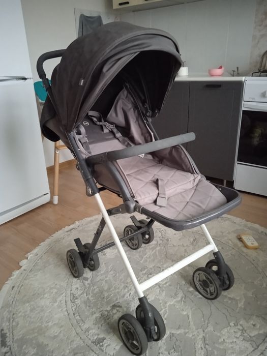 Продам коляску 10000