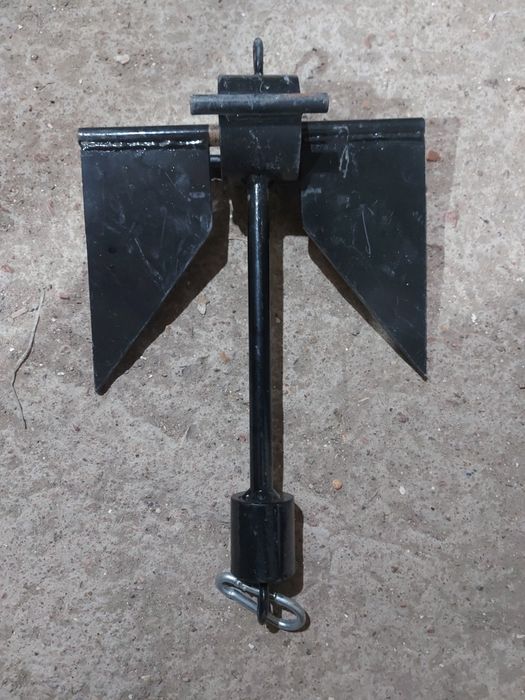 Продаётся якорь лодочный