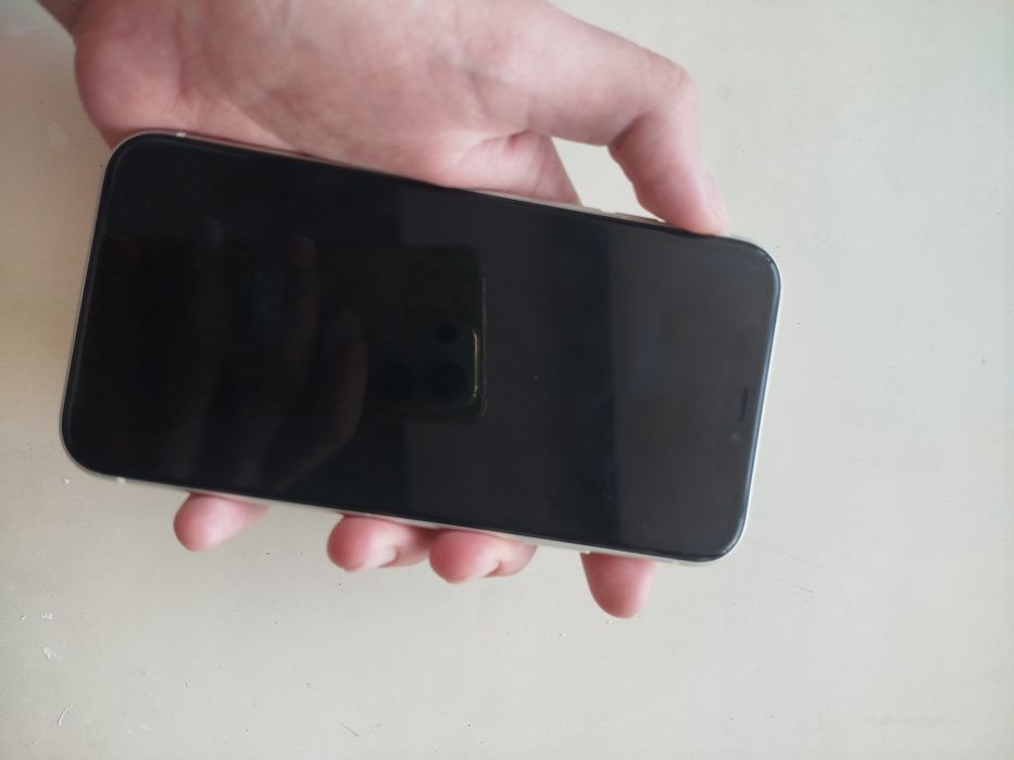 iPhone 11, 64gb.