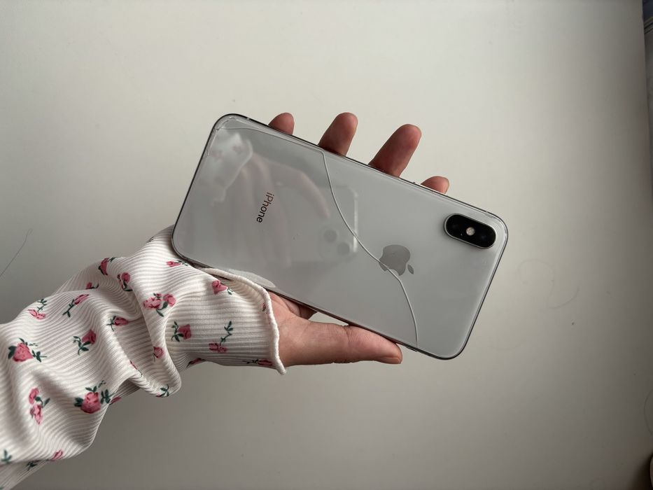 Iphone Xs продам