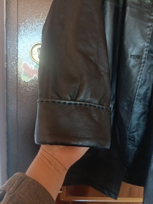 Haină piele lucrată manual
