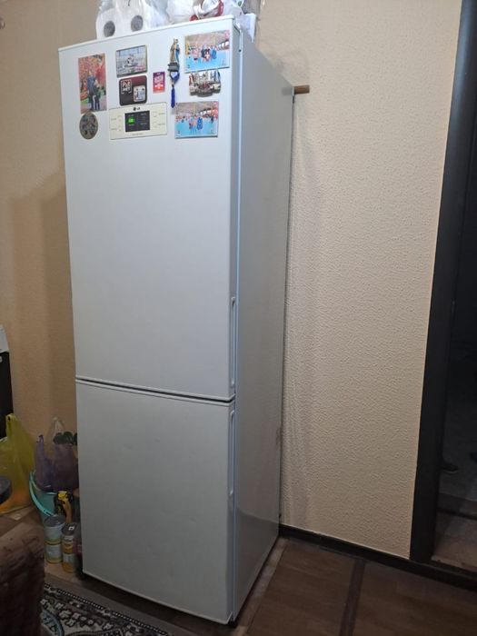 Продам холодильник
