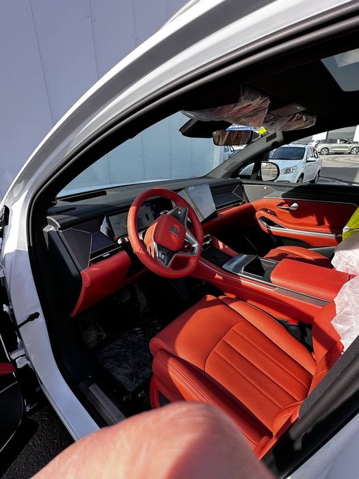 Byd tang L 670km  2 pozitsa 2026 Restayling