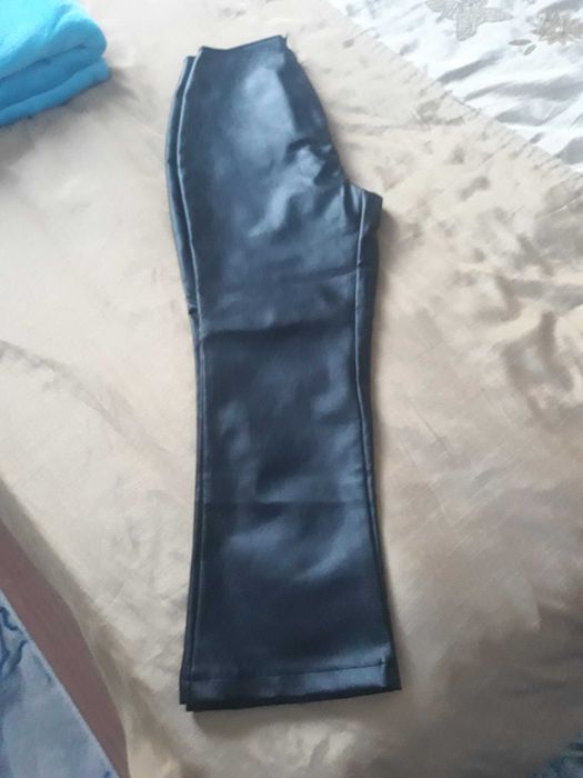 Pantaloni piele XS
