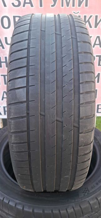 4бр. 235/50/20 Michelin SUV 5.5mm грайфер, дот 19г. ---