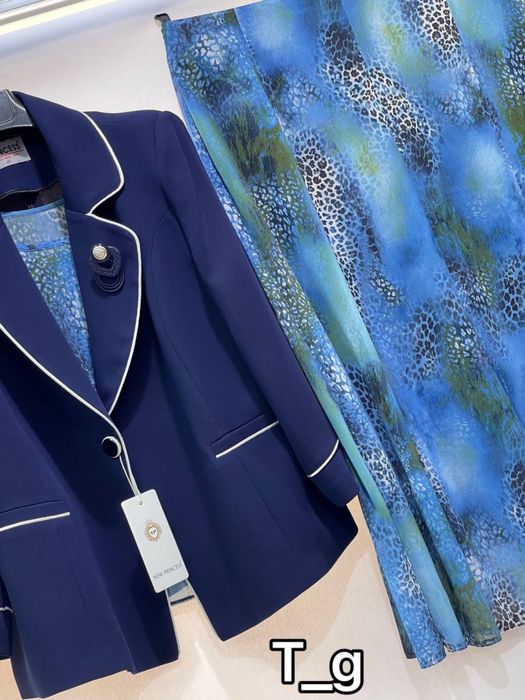 Женская тройка Турция новая! 50 Турецкого размера на скидке.