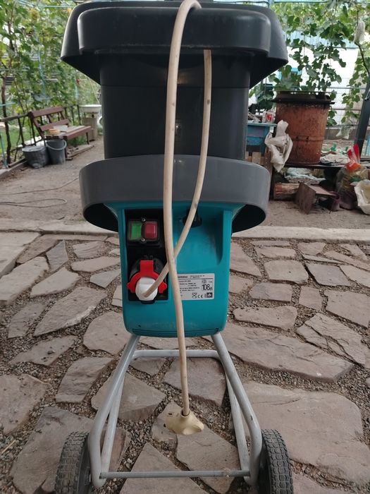 Измельчитель веток Gardena GH 2500