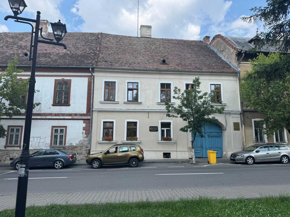 Apartament de închiriat în centrul istoric – Strada Bolyai, Târgu Mureș