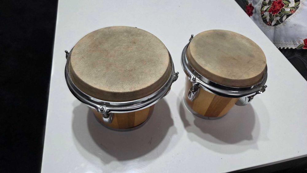 Lot de 2 tobe bongo