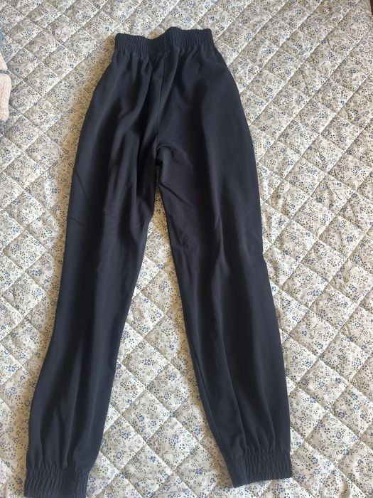 Анцуг Bershka- номер XS