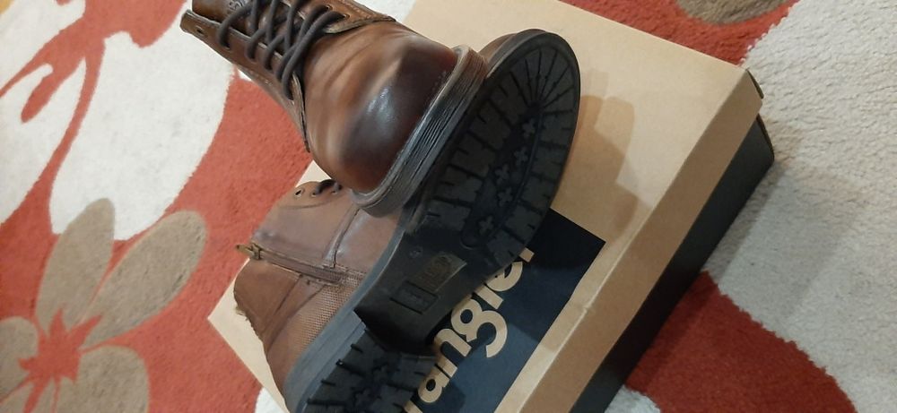 Ghete WRANGLER (mărime 41)