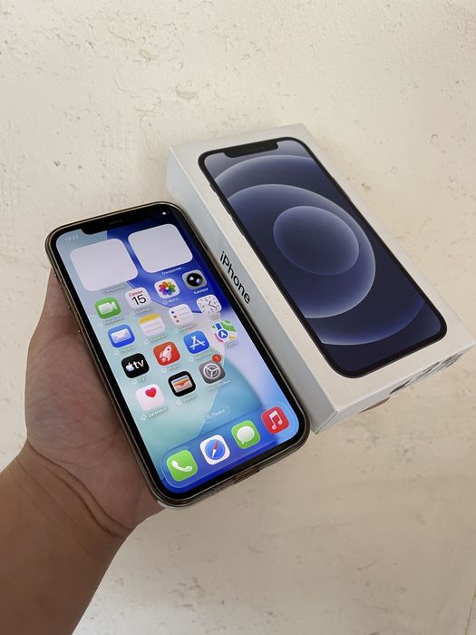 В продаже Айфон 12. 128Gb