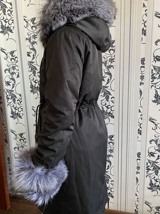 Продам женскую парку