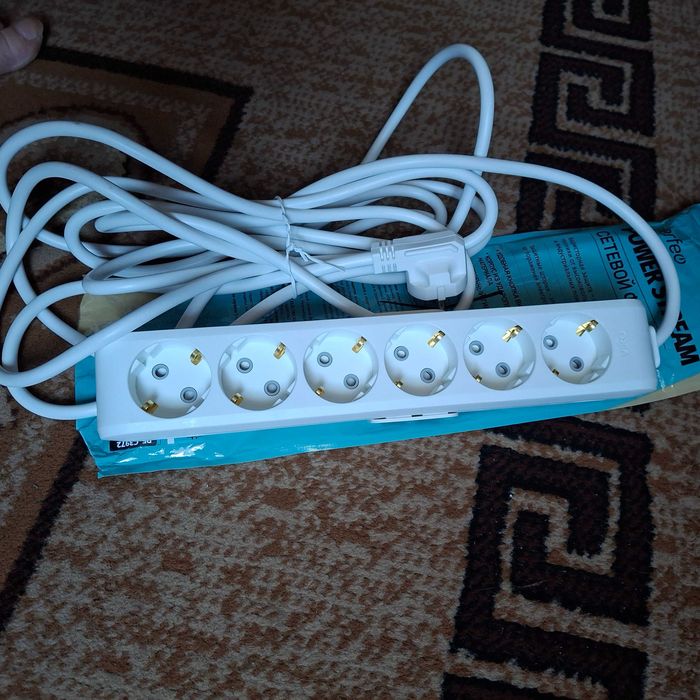 кронштейн для телевизора