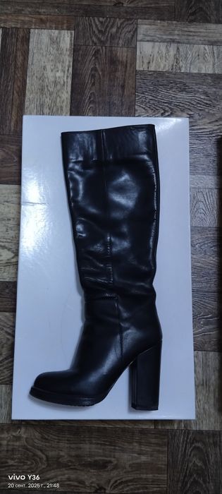Сапоги чистая кожа.