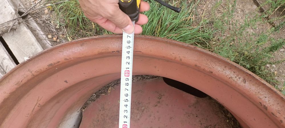 Продам 2 передних диска от комбайнов