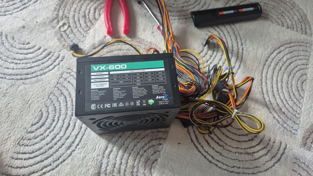 Блок питания Aerocool VX-600