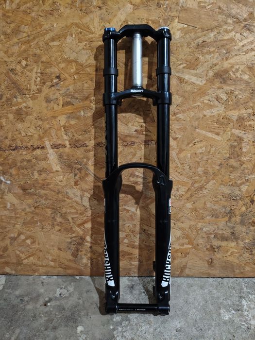 Вилка RockShox BoXXer 2015