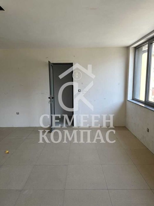Дава се под наем Офис в Пловдив, Кючук Париж - 221 кв.м за 1800 € - Снимка #4