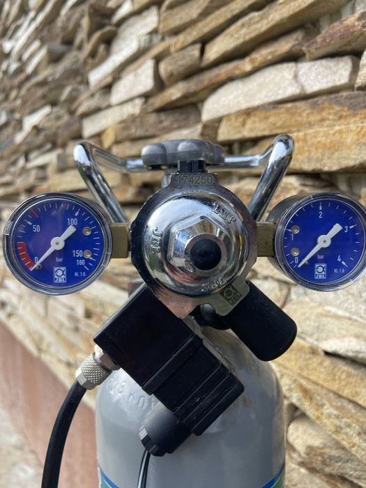 Butelie CO2 JBL Proflora M2000