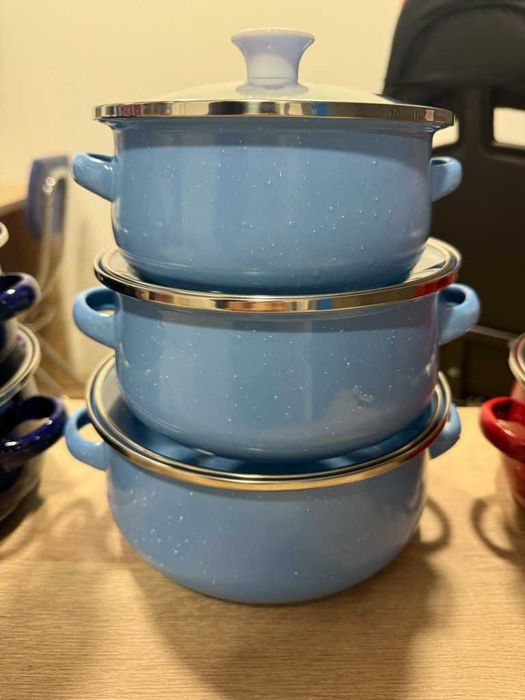 Комплект от 3 тенджери - 16см, 18см, 20см-ЦВЕТОВЕ