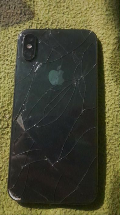 Vand iphone xs  merge foarte bine