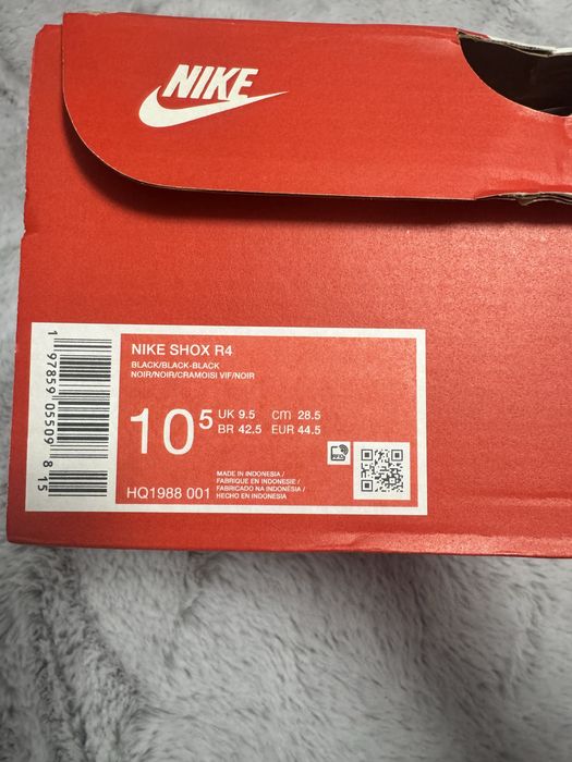 Чисто нови Nike Shox R4 номер 44.5