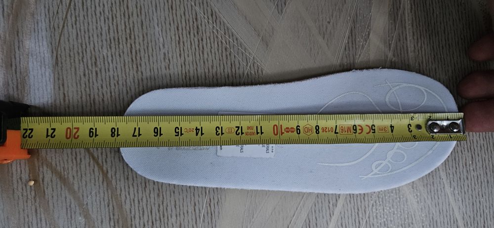 Adidasi Puma nr 27