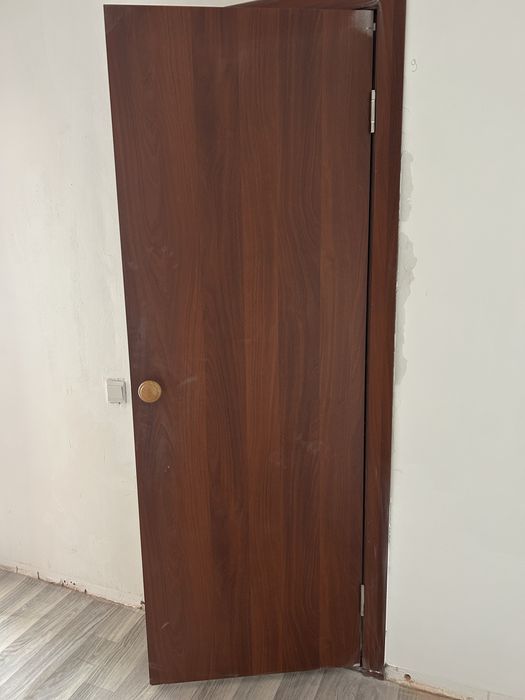 Продам межкомнатные двери б/у
