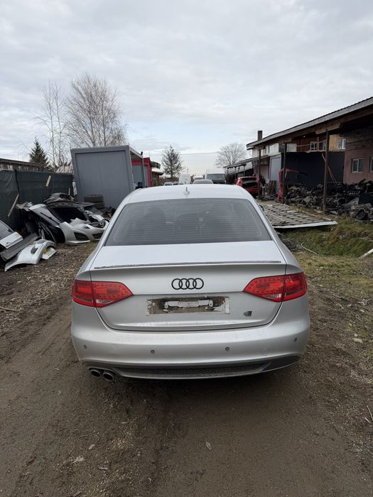 Dezmembrez audi a4 b8 s-line 2.0 caga