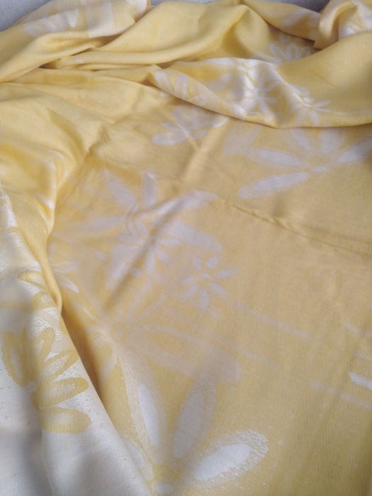 Продам ткань:сатин, ситец, шелк400