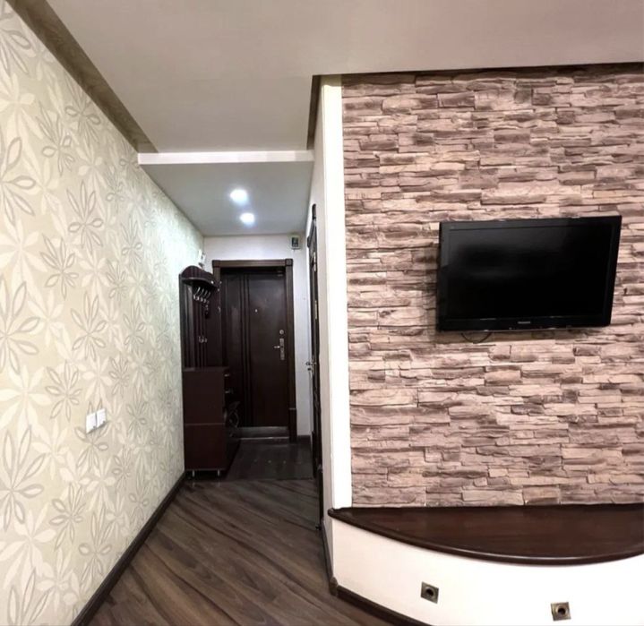 Срочно Продается Квартира 2/2/4 63м2 на ЦУМе / 110-школа