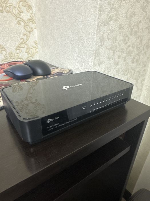 Switch на 24 порта tp link tl sf1024m
