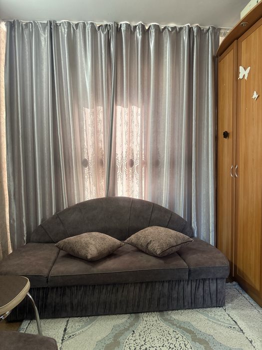 Продам две тахты недорого