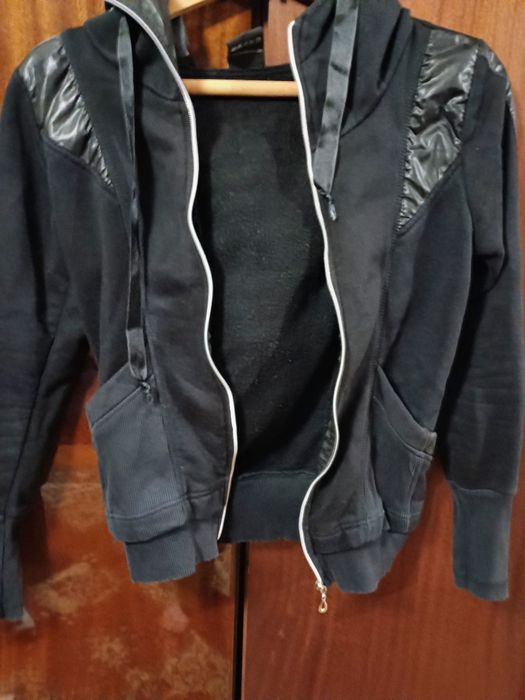 Дамско яке марково