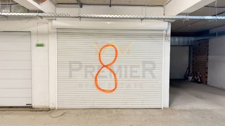 Продава се Тристаен апартамент в Бургас, Сарафово - 99 кв.м за 2061 €/кв.м - Снимка #12