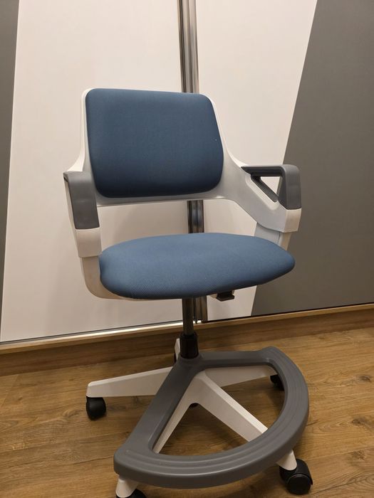 Детски стол за бюро