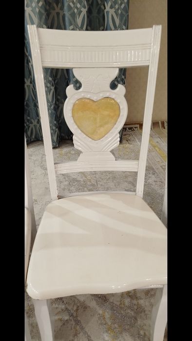 Продам стулья деревянный