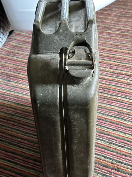 Канистир сотилади 20 литир бахоси 200000 минг сўм