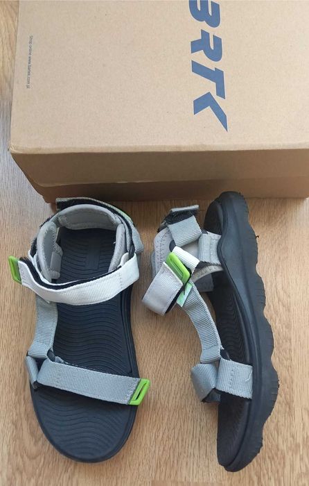 Sandale Bartek marimea 37