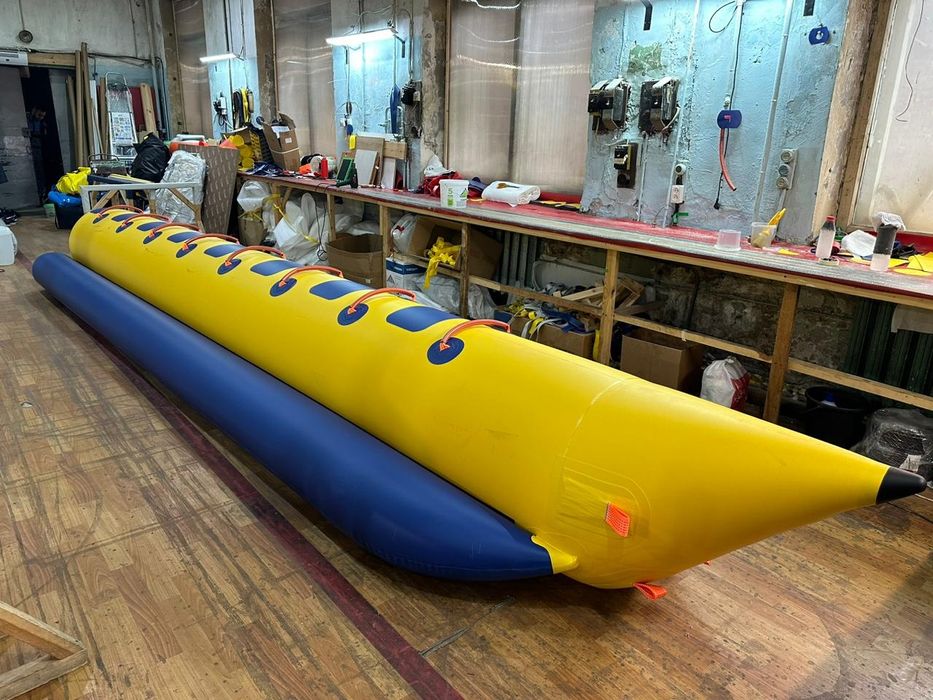 Водная банан 8 местный  новый