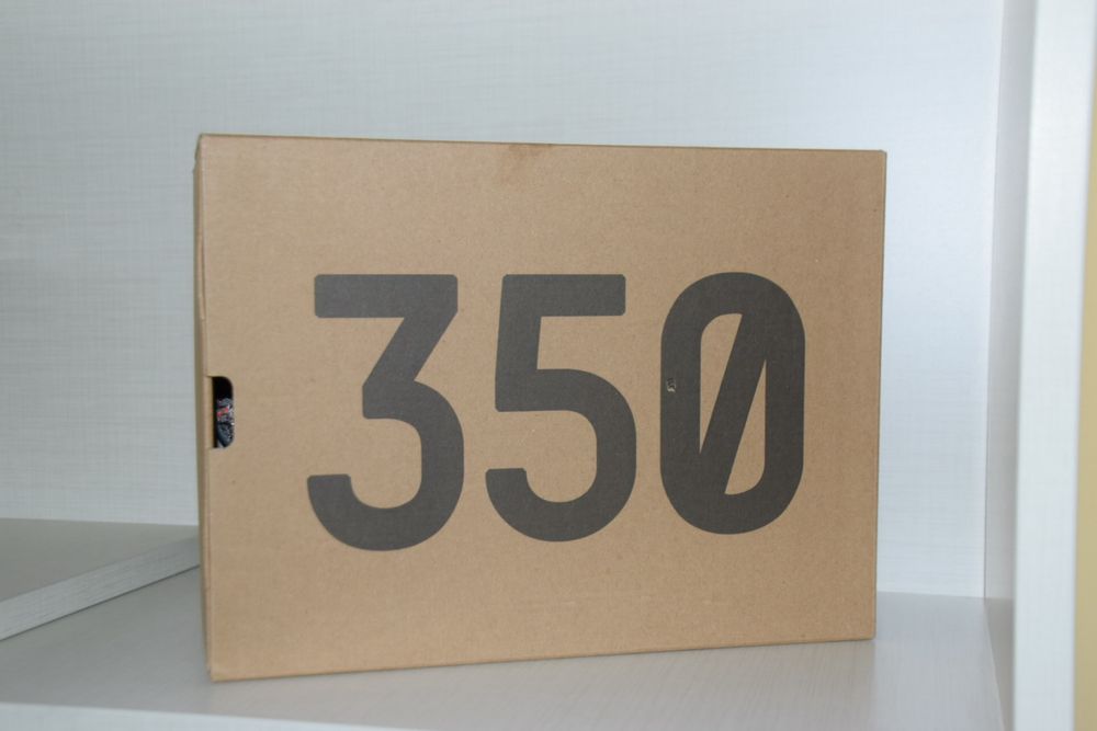 Yeezy 350 v2 Beluga reflective, EU 37 1/3
