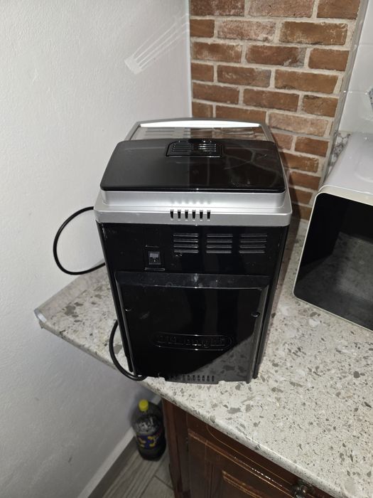 Expresor Delonghi Magnifica S