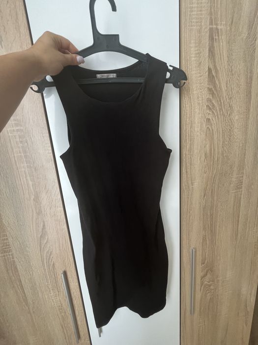 Рокля с етикет