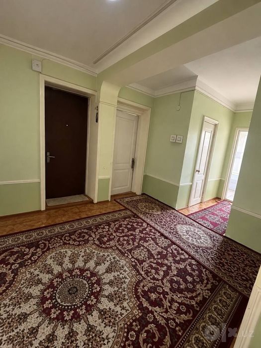 Продажа квартиры 4/3/4 Алмазарский район . Банковская ул Мухбир .