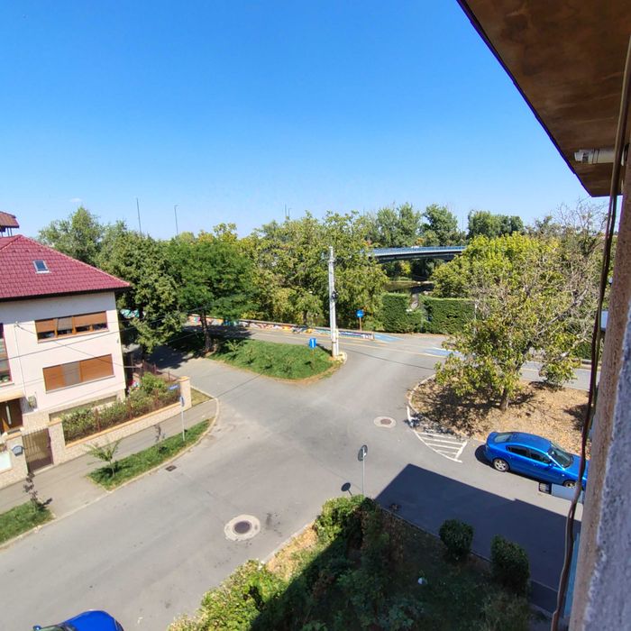 Vand apartament 2 camere ultracentral